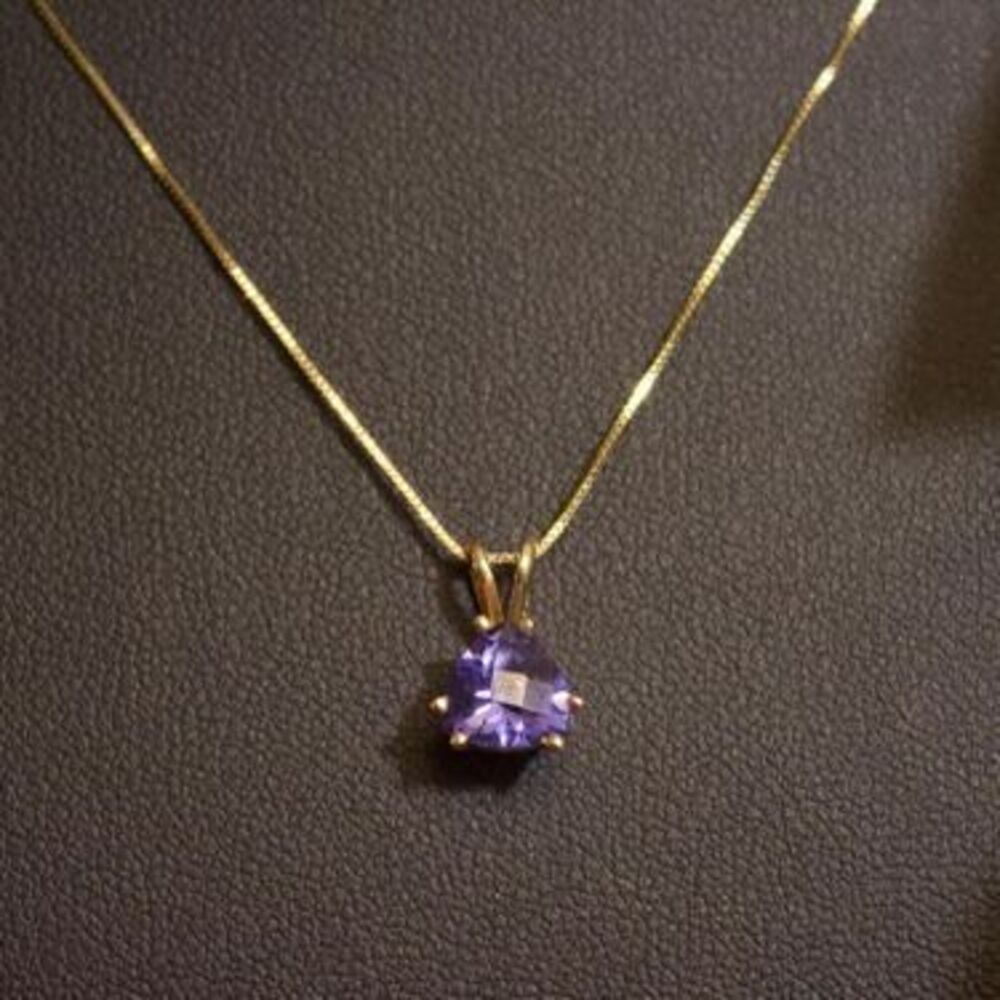 Vintage 18kt Gold Tanzanite Pendant Trillion Cut Solitaire Necklace